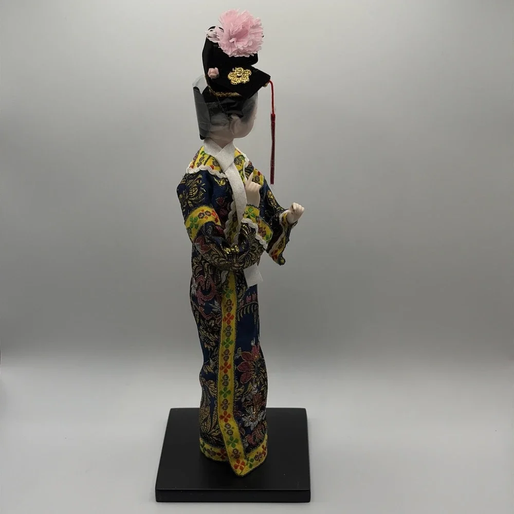 New in box, Chinese Qing Dynasty 1912 manchu princess